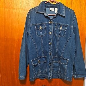 Price drop: Blue denim jacket with 4 front pockets